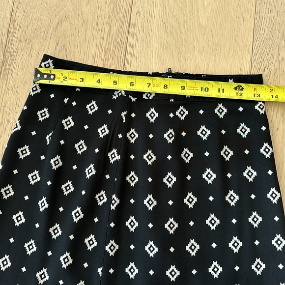 Divided Midi Skirt Black and White - Picture 10 of 12